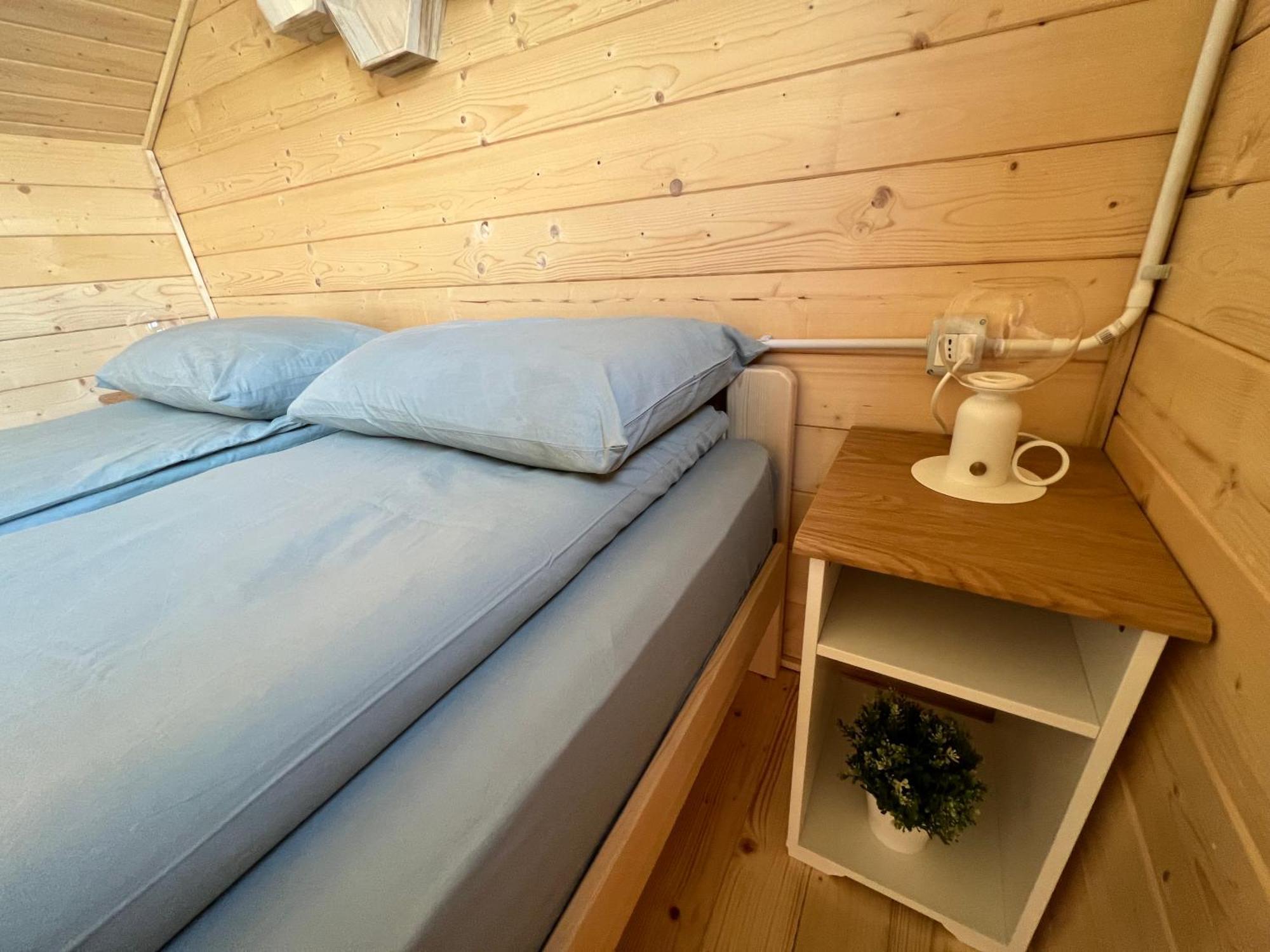 Holiday Bicaz Bungalows On The Lake Екстер'єр фото